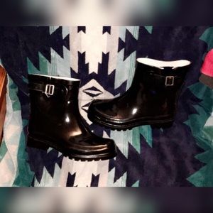 Nomad brand black rain boots